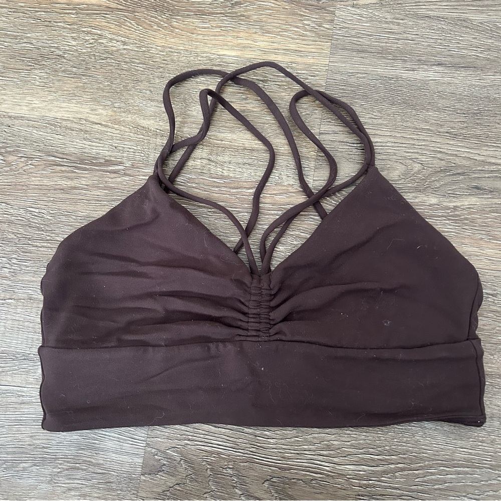 Lulu Strappy Sports Bra - Brown